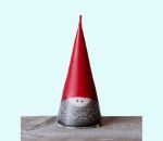 Tomte cone candle 4 3/8", 8-9 hrs, red