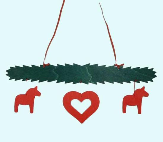 Wreath w/ horse & heart