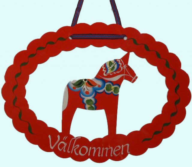 Metal wreath w/ Dalahorse, red, Välkommen