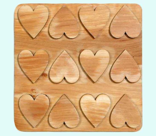 Trivet, hearts