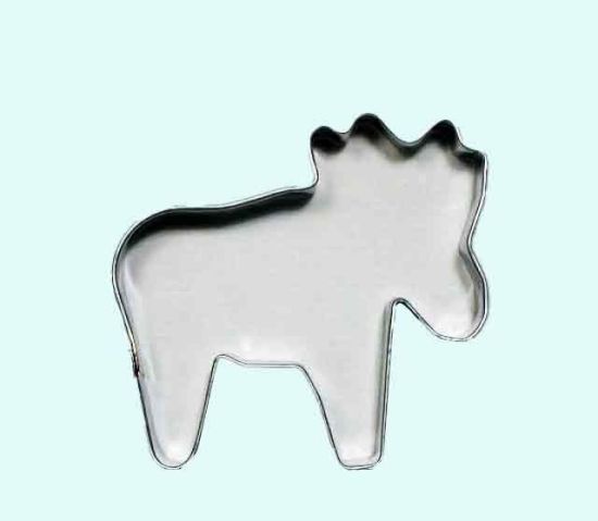 Cookie cutter M, moose