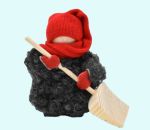 Tomte w/long stocking hat & shovel