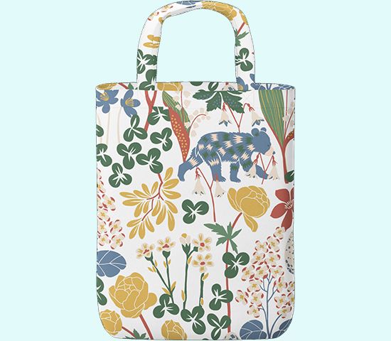 Tote bag, bear in flower forest