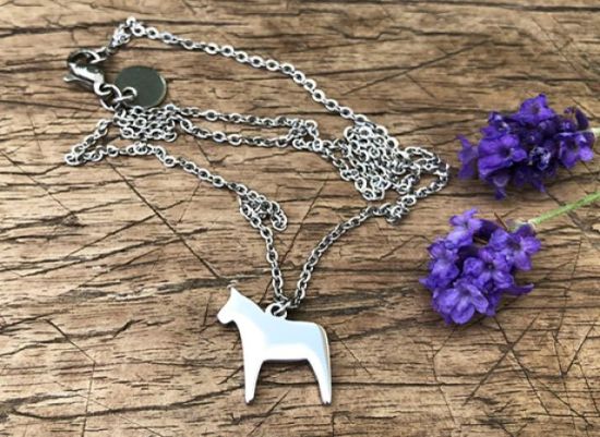 Dalahorse necklace silver, 18" chain