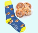 Socks, cinnamon roll, Kanelbulle