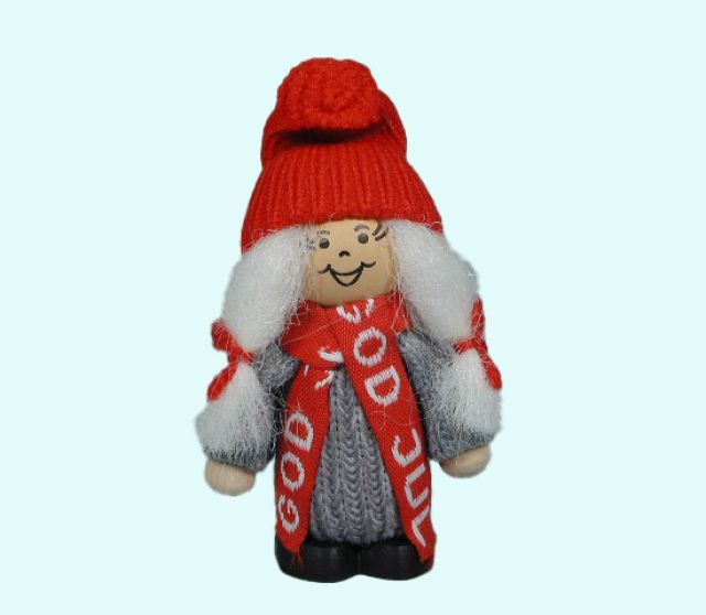 Tomte girl w/ scarf